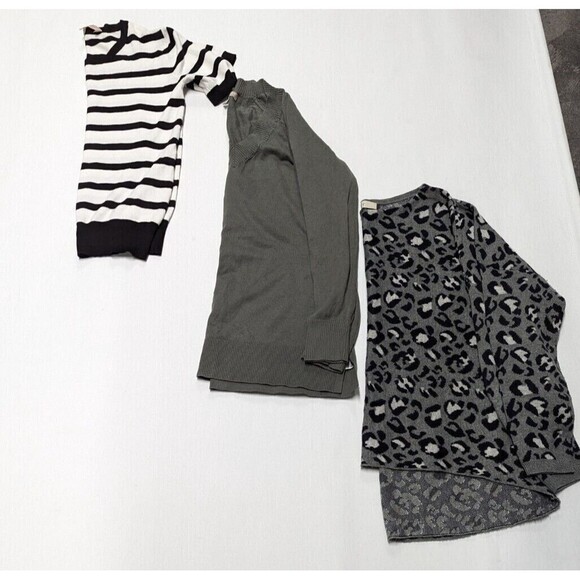 Bundle Of Three Women's Small Sweaters Philosophy Banana Republic Loft - Picture 2 of 10
